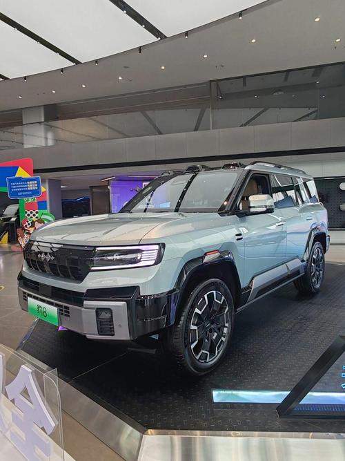 惠州170比亚迪方程豹硬派越野的爆款，英菲尼迪35周年与你共成长
